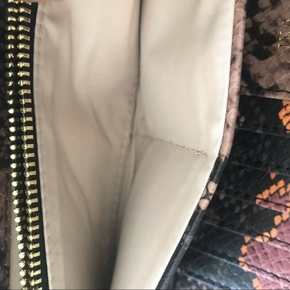 INC International Concepts Wristlet/Wallet Animal Print Size 4” x 8” - Picture 8 of 10